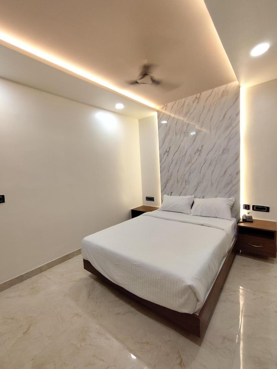 Sree Mahalakshmi Residency By K Hotels Virudunagar Екстериор снимка